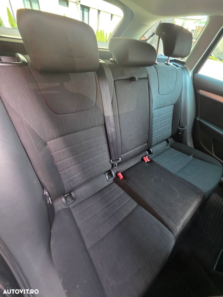 Skoda Octavia 2.0 TDI ELEGANCE DSG - 10