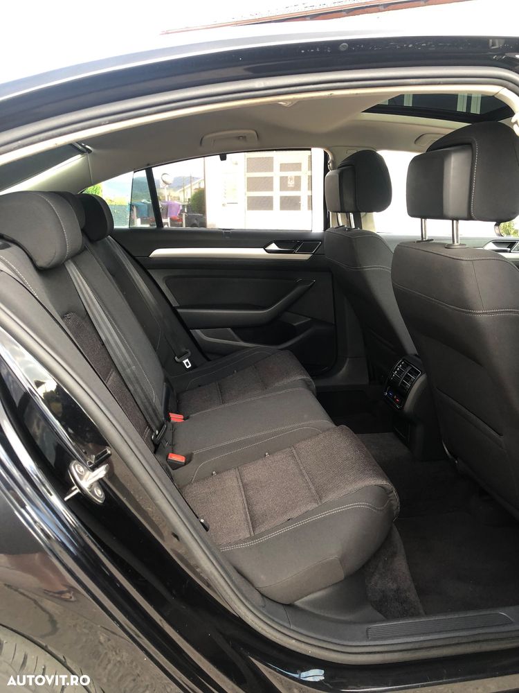 Volkswagen Passat 1.6 TDI DSG Comfortline - 13