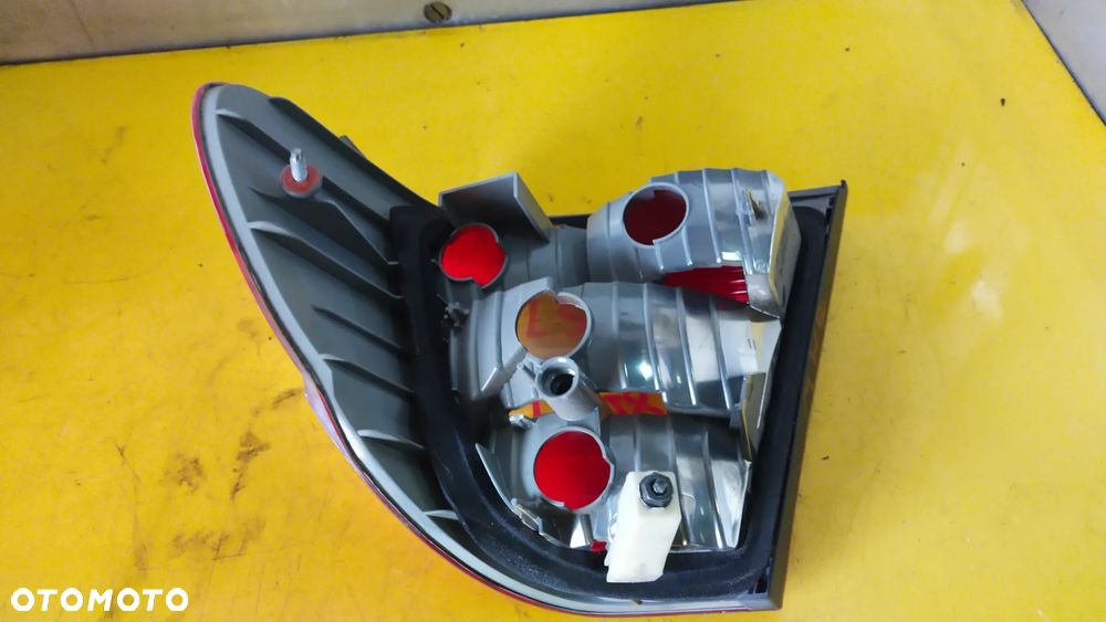 BMW E46 6910531 lampa tylna lewa - 5