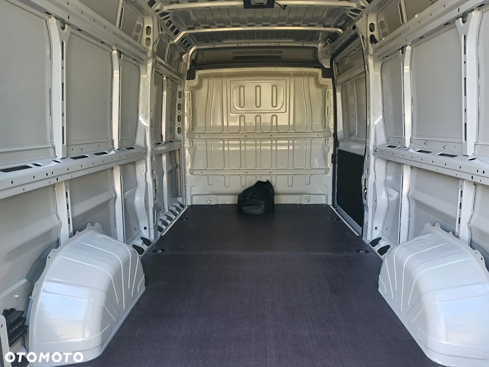 Toyota Proace MAX Electric - 6