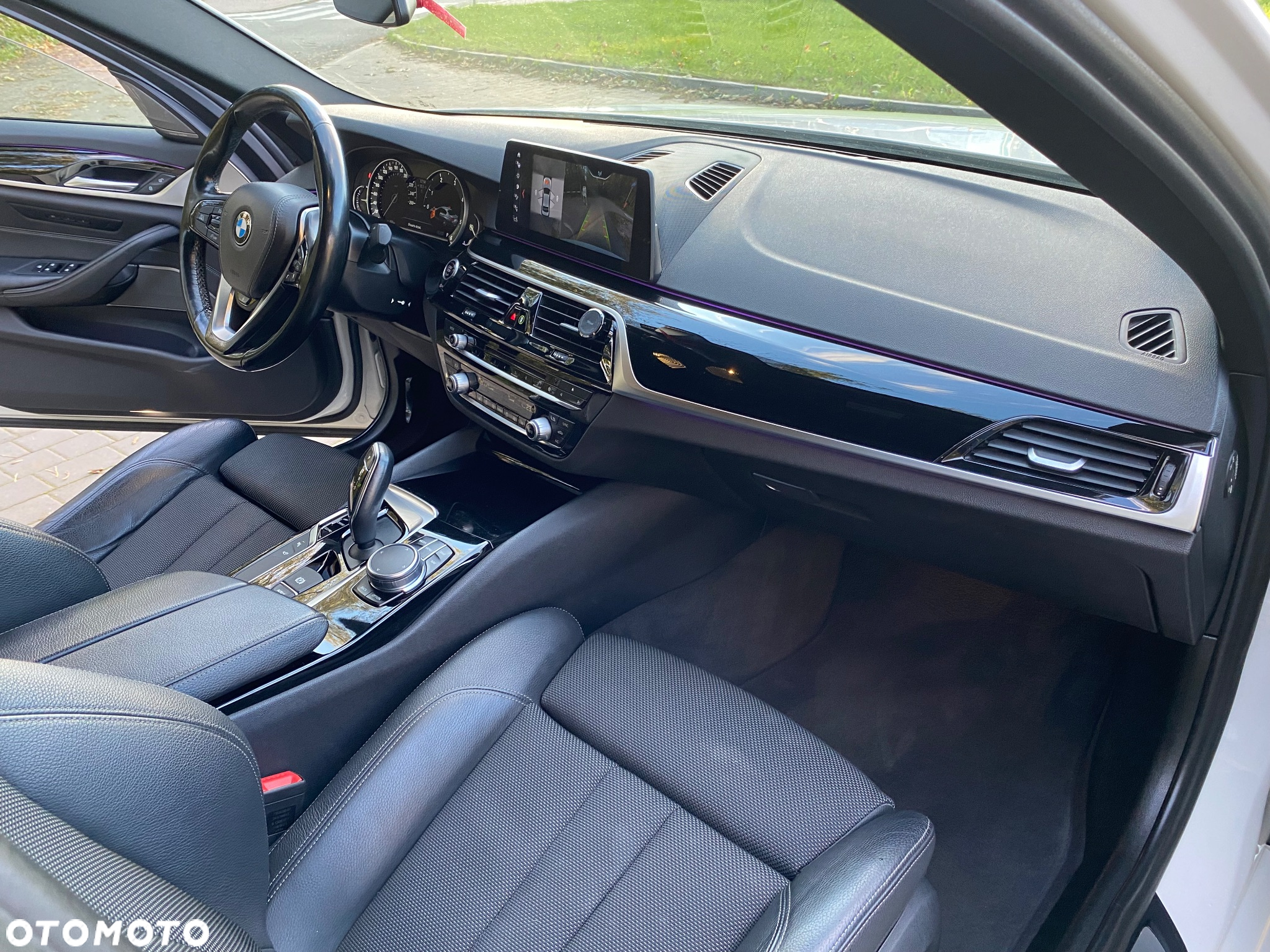 BMW Seria 5 520d xDrive Sport Line sport - 10