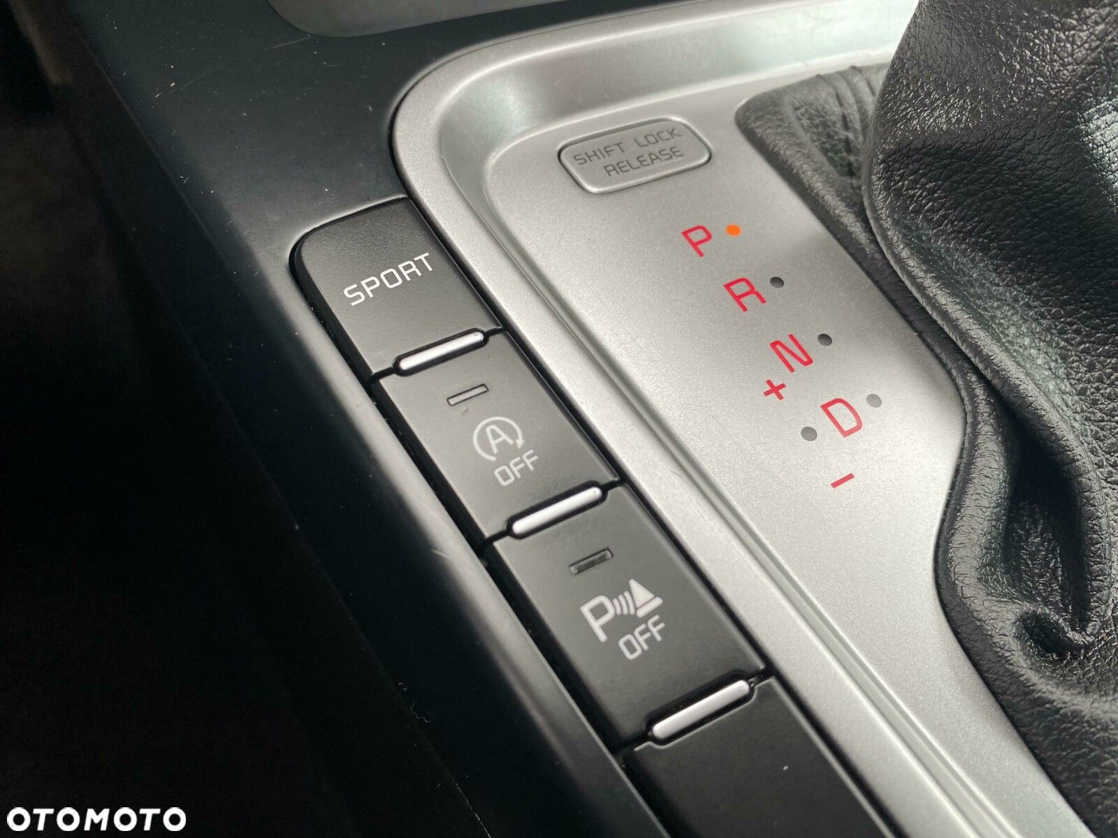 Kia Ceed - 28