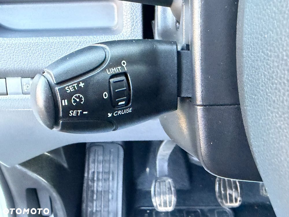 Toyota Proace Verso - 25