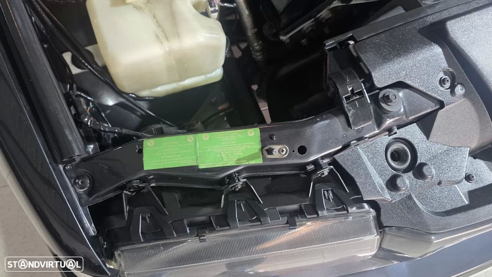 BMW 320 i Coupé M Sport - 18