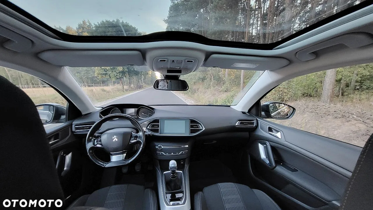 Peugeot 308 1.5 BlueHDi Allure S&S - 20