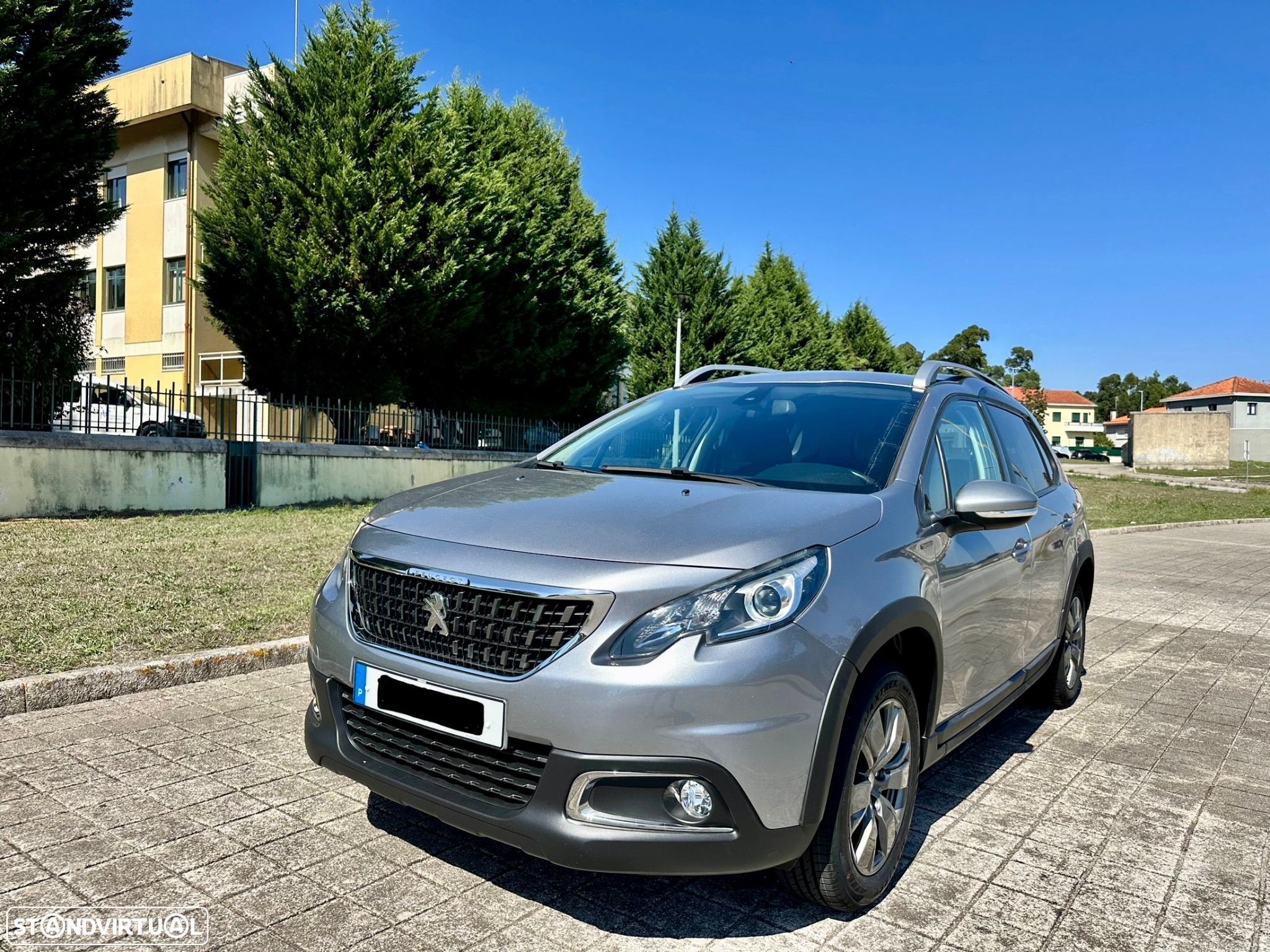 Peugeot 2008 1.2 PureTech Style - 1