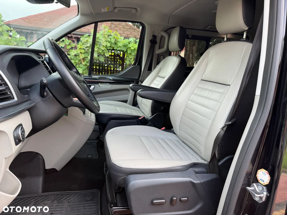Ford Tourneo Custom 2.0 TDCi L2 Titanium SelectShift - 18