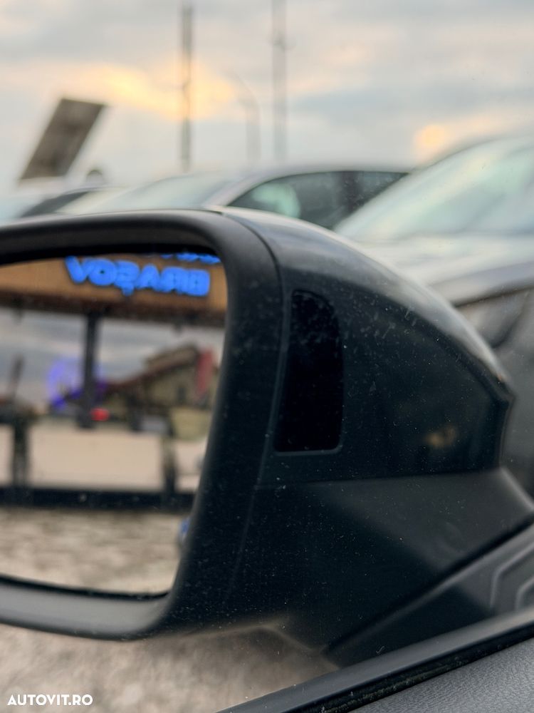 Volkswagen Golf 1.5 eTSI OPF DSG R-Line - 19