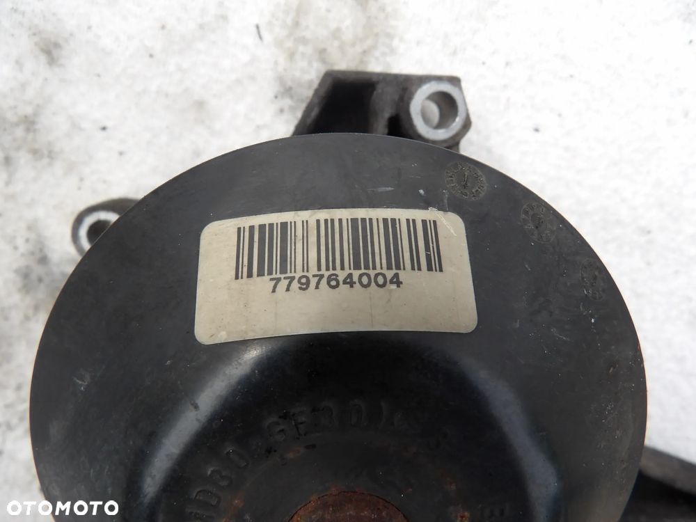 BMW - E90 , E60 - N47 - POMPA WODY - 779764004 - 3