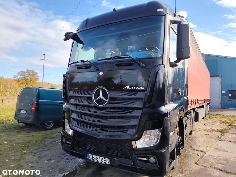 Mercedes-Benz Actros MP4 - 1