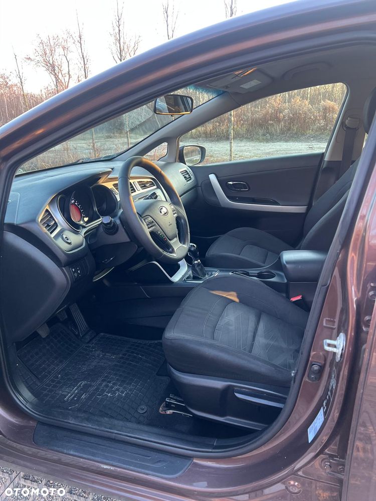 Kia Ceed 1.6 CRDi M - 7