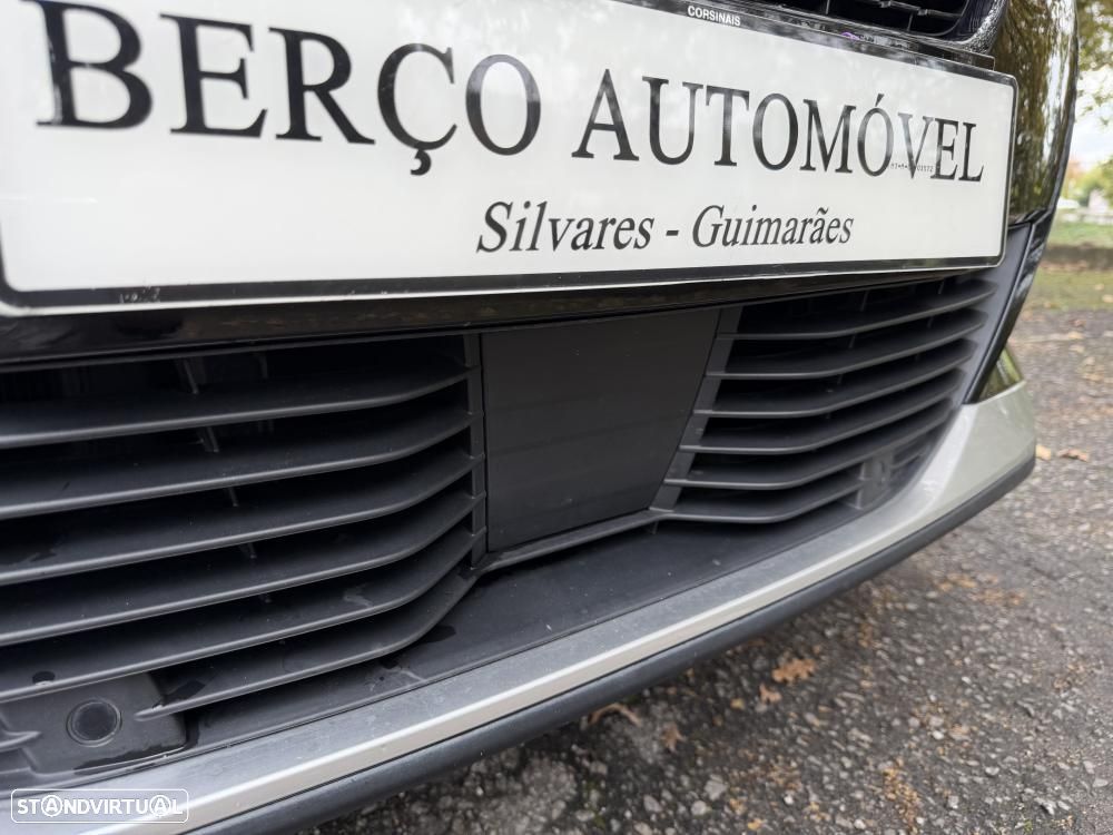 Peugeot e-2008 50 kWh GT - 13