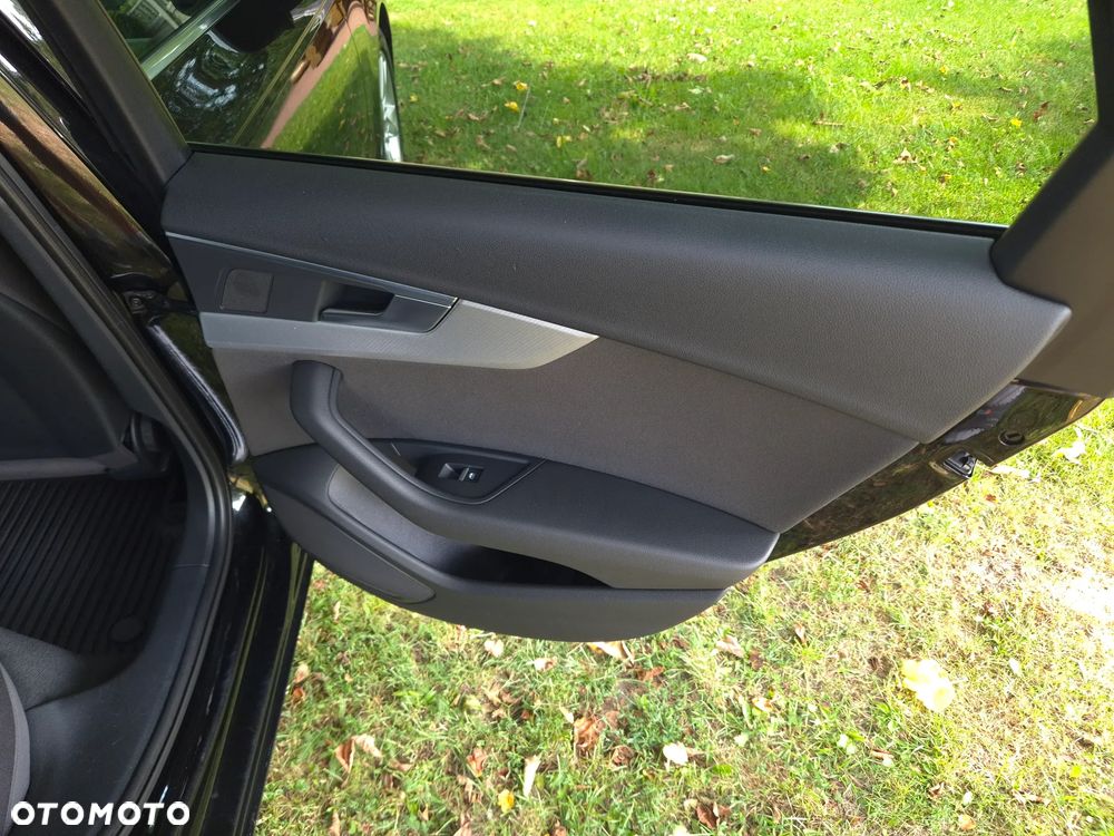 Audi A4 Avant 2.0 TDI ultra sport - 18