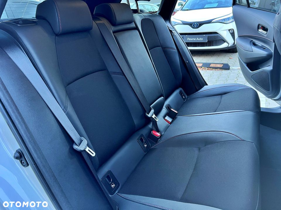 Toyota Corolla 1.8 Hybrid GR Sport Dynamic - 16