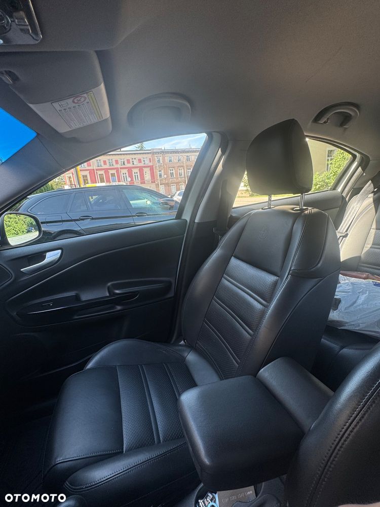 Alfa Romeo Giulietta 1.4 TB 16V Multiair TCT Turismo - 10