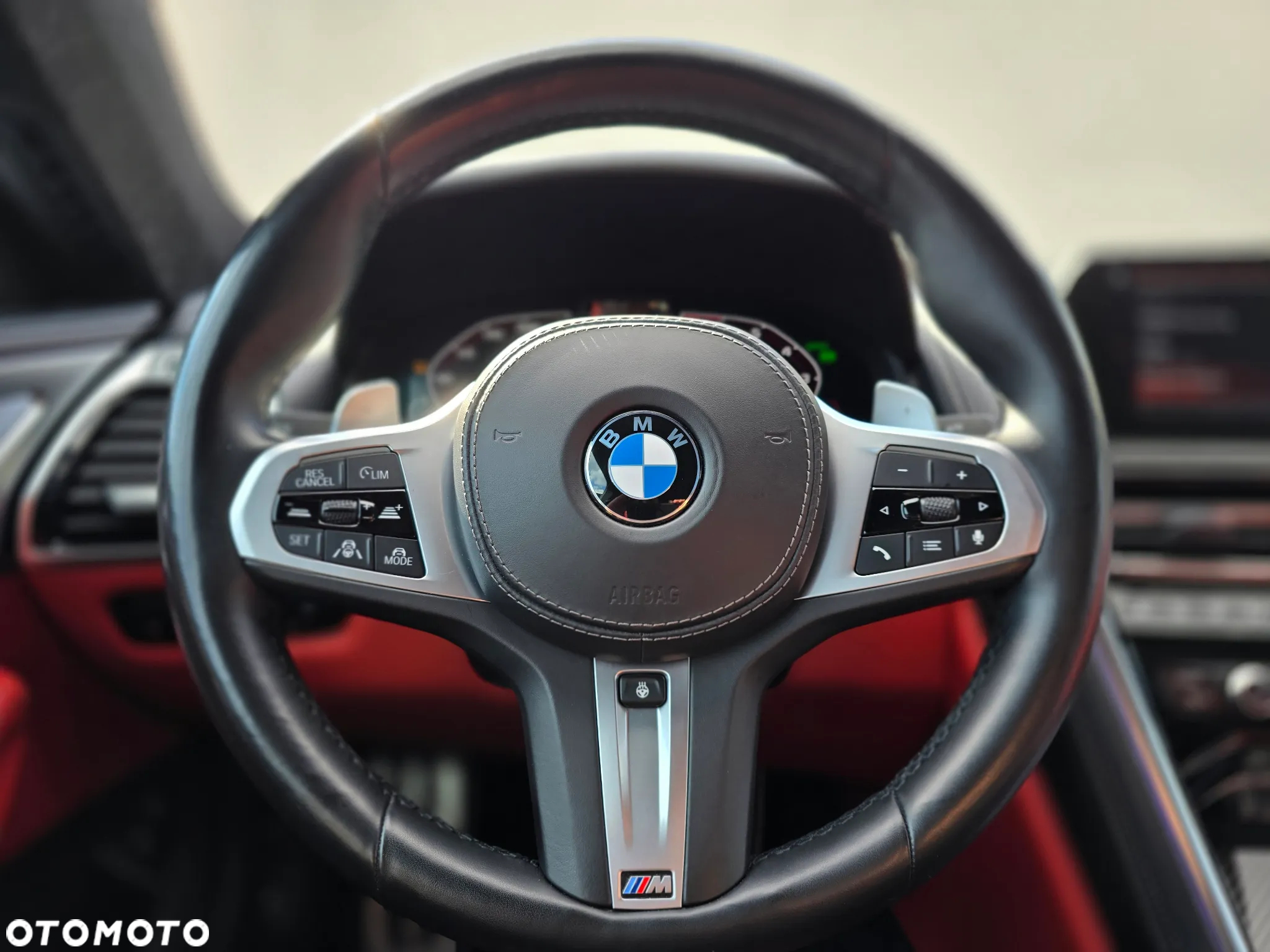 BMW Seria 8 M850i xDrive - 18