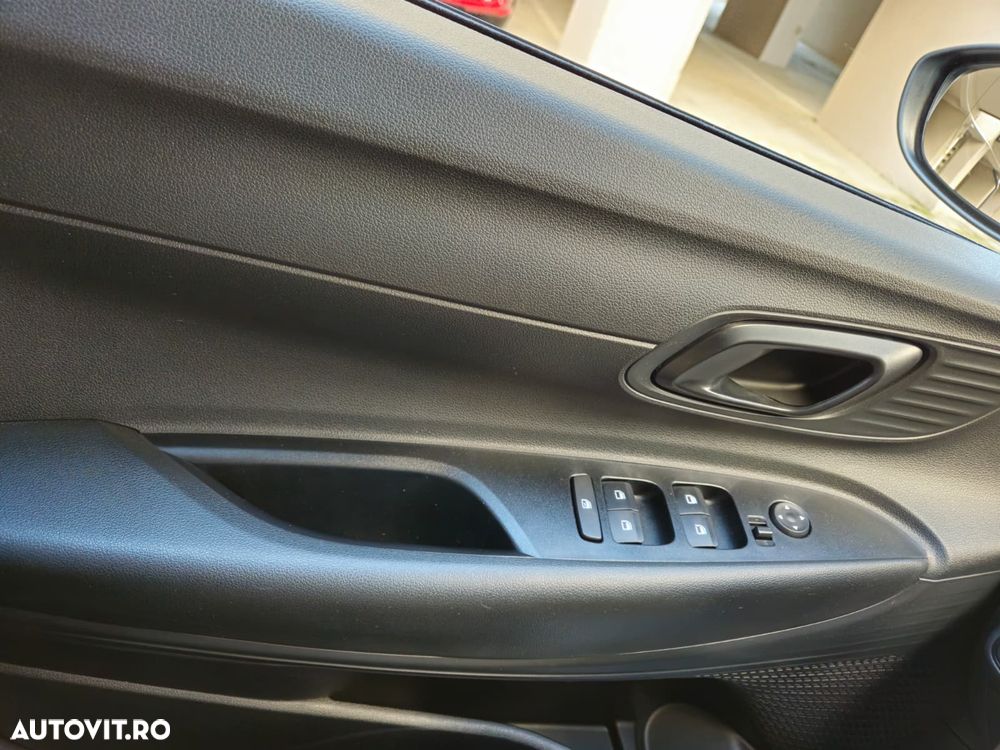 Hyundai i20 1.2 L 84CP 5DR Comfort - 13