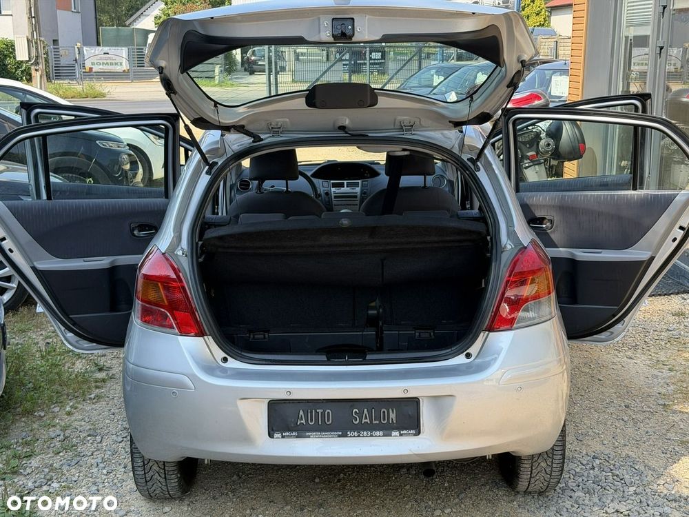 Toyota Yaris - 21