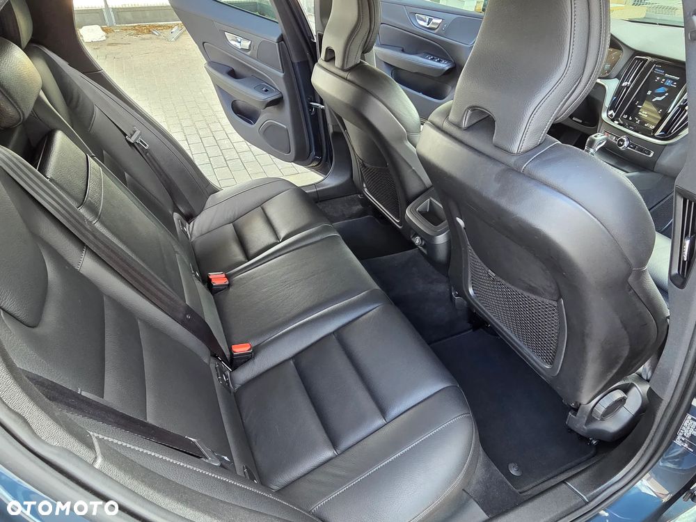 Volvo V60 D4 AWD Geartronic Inscription - 23