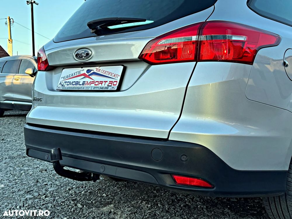 Ford Focus 1.5 EcoBlue Titanium Business - 36