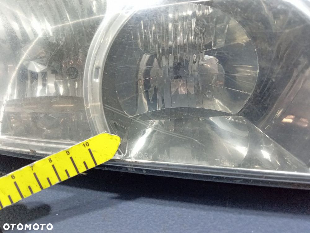 HYUNDAI H-1 STAREX I REFLEKTOR PRAWY PRZÓD LAMPA EU 010110999000 - 9