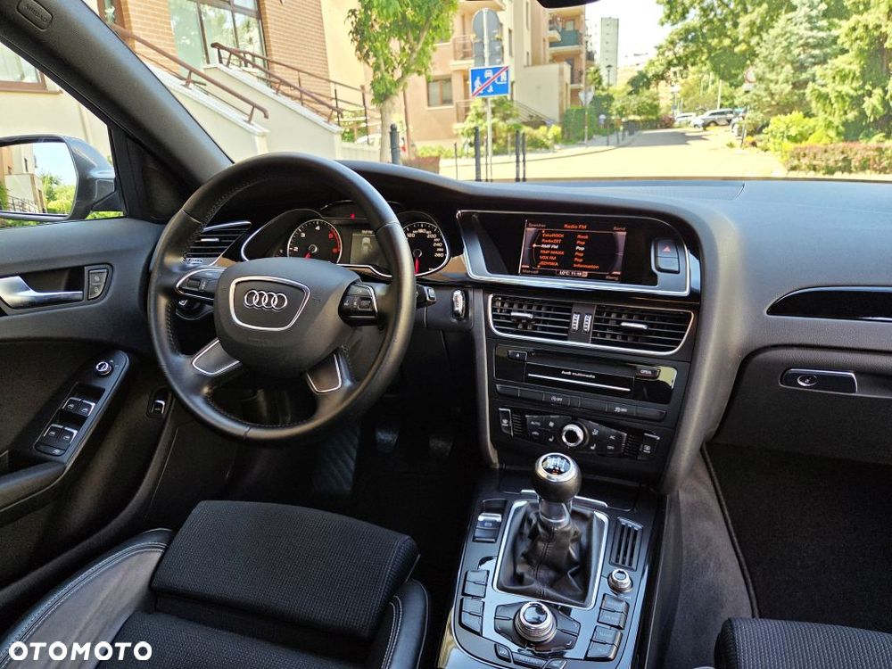 Audi A4 Limousine 2.0 TDI - 24