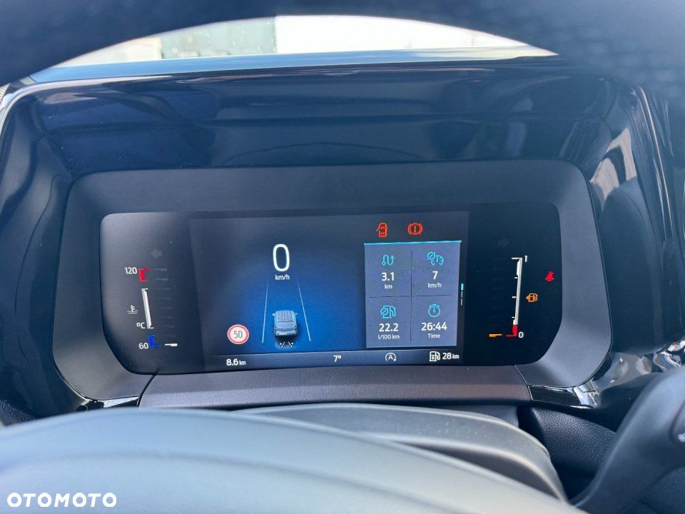 Ford Transit Courier - 10