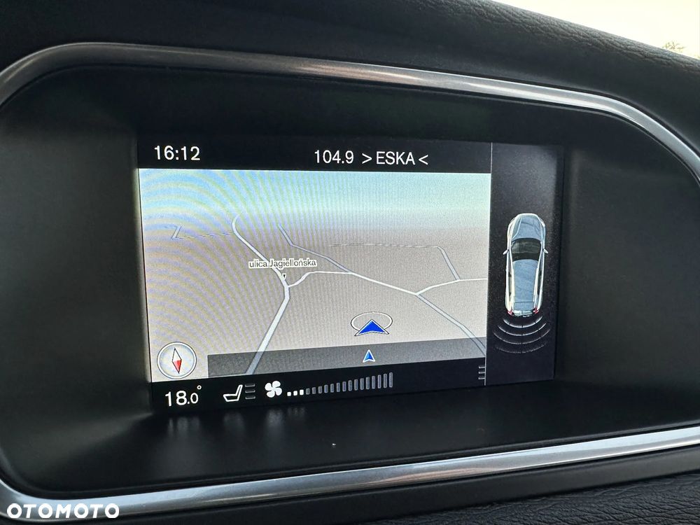 Volvo V40 Cross Country D2 Drive-E Ocean Race - 27