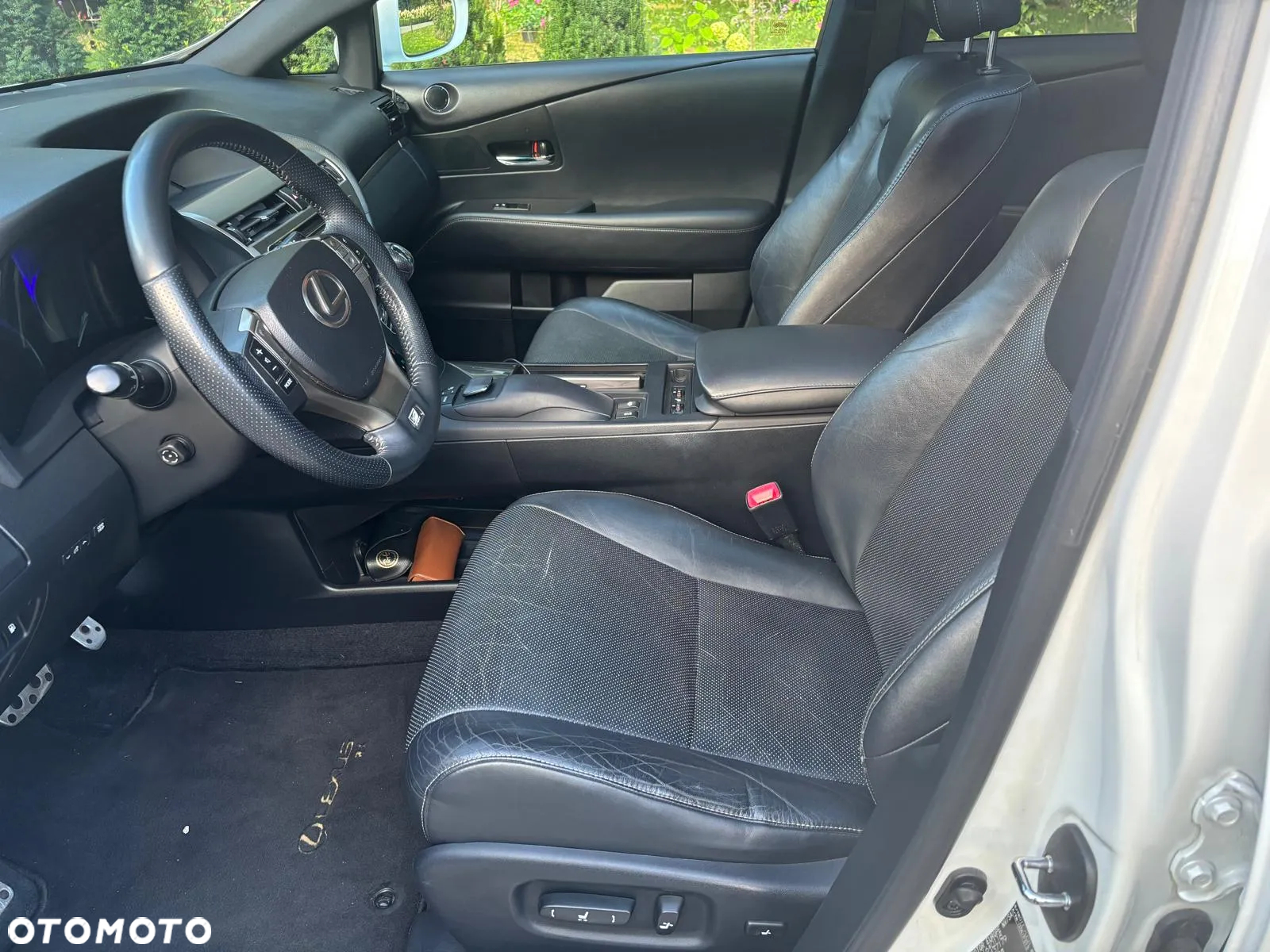 Lexus RX - 7