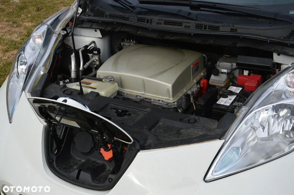 Nissan Leaf 30 kWh (mit Batterie) Acenta - 32