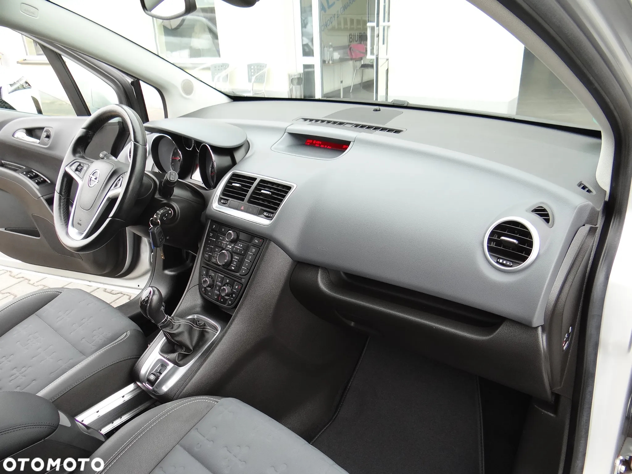 Opel Meriva 1.4 T Cosmo - 34