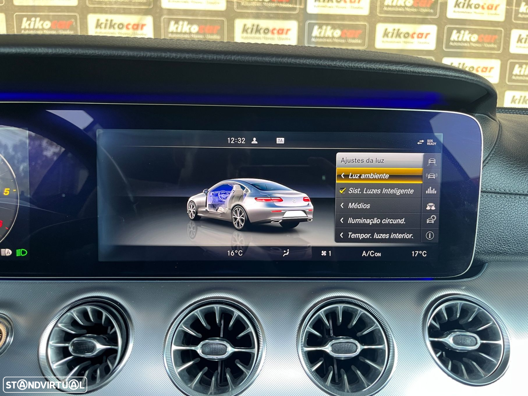 Mercedes-Benz E 220 d Coupe 9G-TRONIC AMG Line - 47