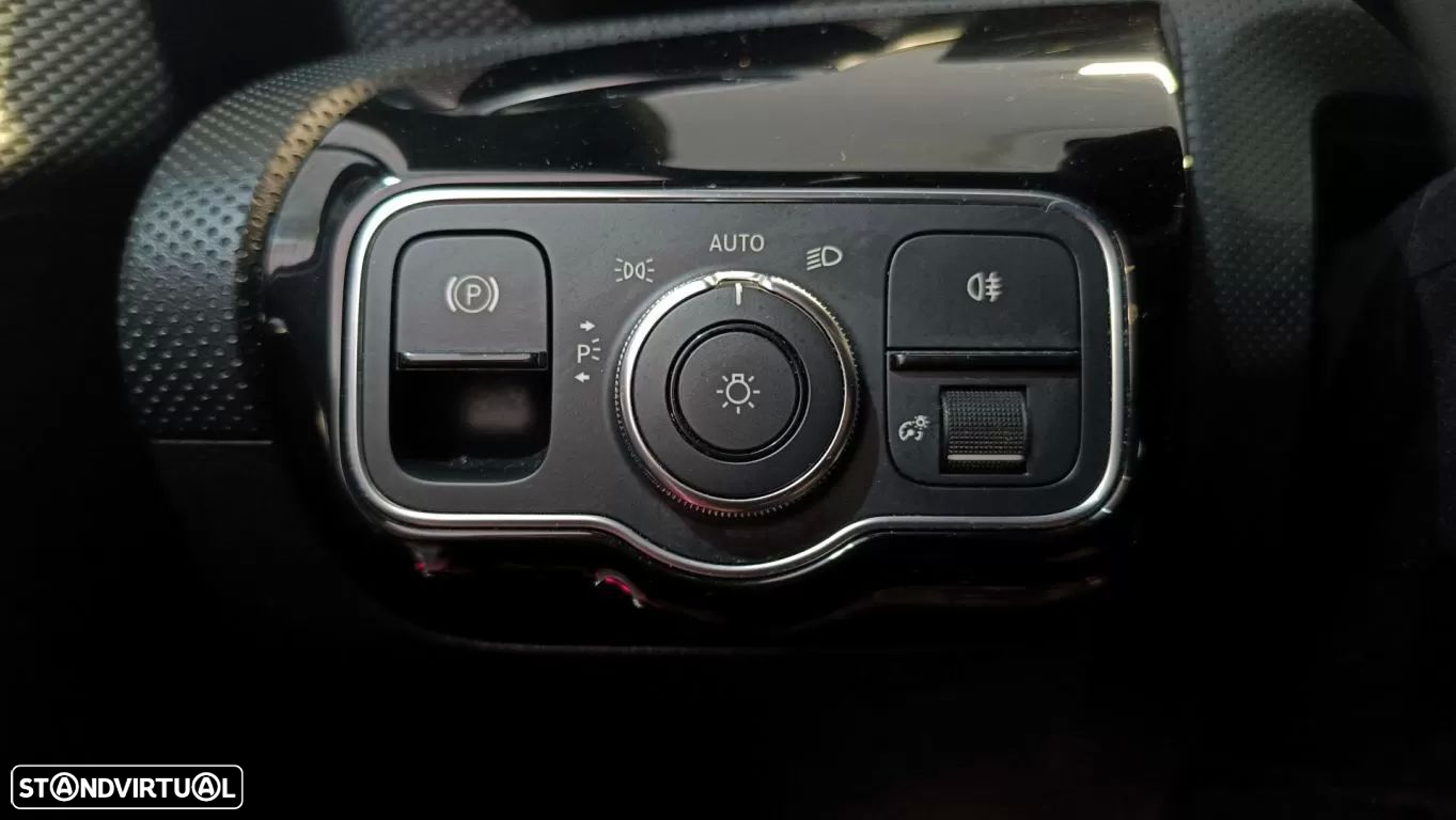 Mercedes-Benz CLA 180 - 27