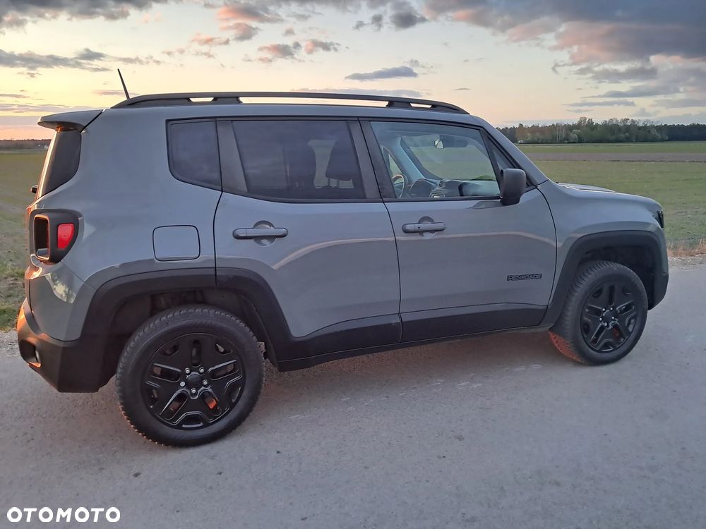 Jeep Renegade - 21