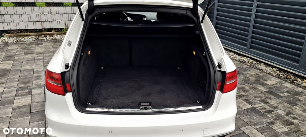 Audi A4 Avant 2.0 TDI DPF quattro S tronic S line Sportpaket - 21