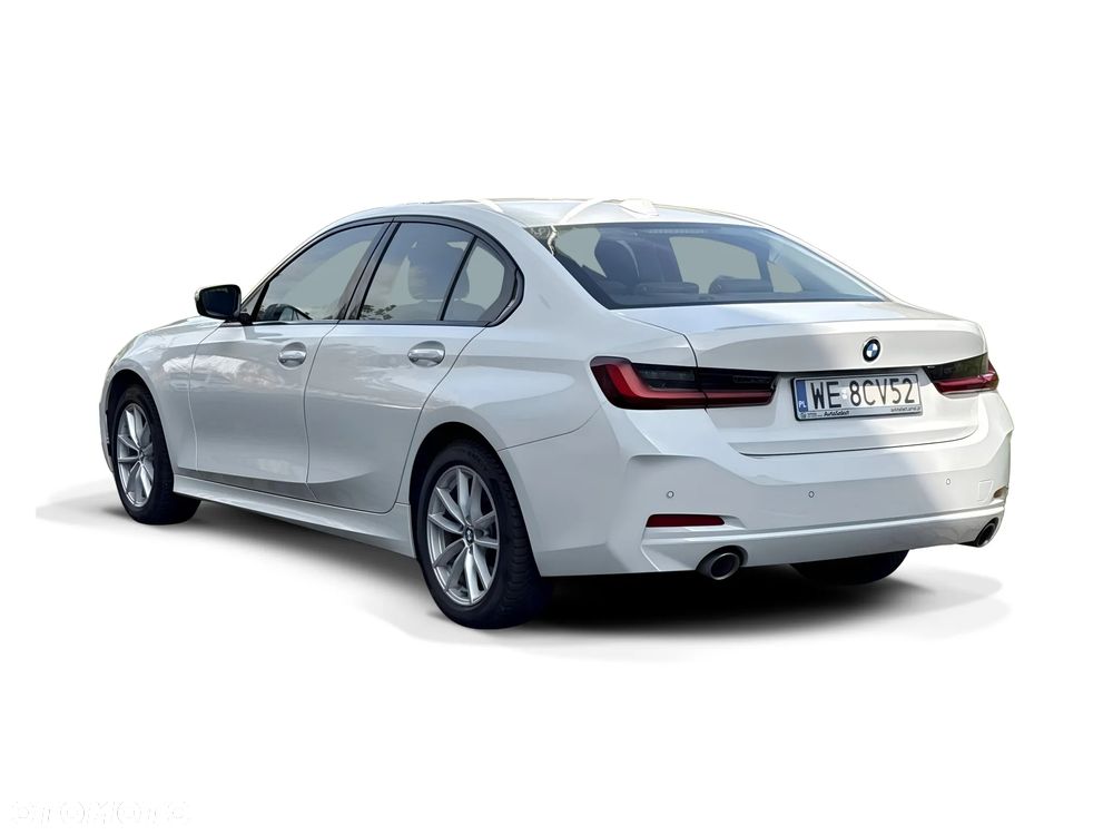 BMW 3 Series 2024 photo 4