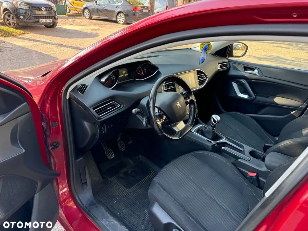 Peugeot 308 - 6