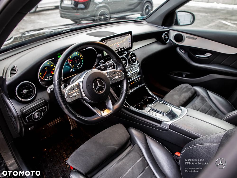 Mercedes-Benz GLC 300 e 4-Matic Business Edition - 8