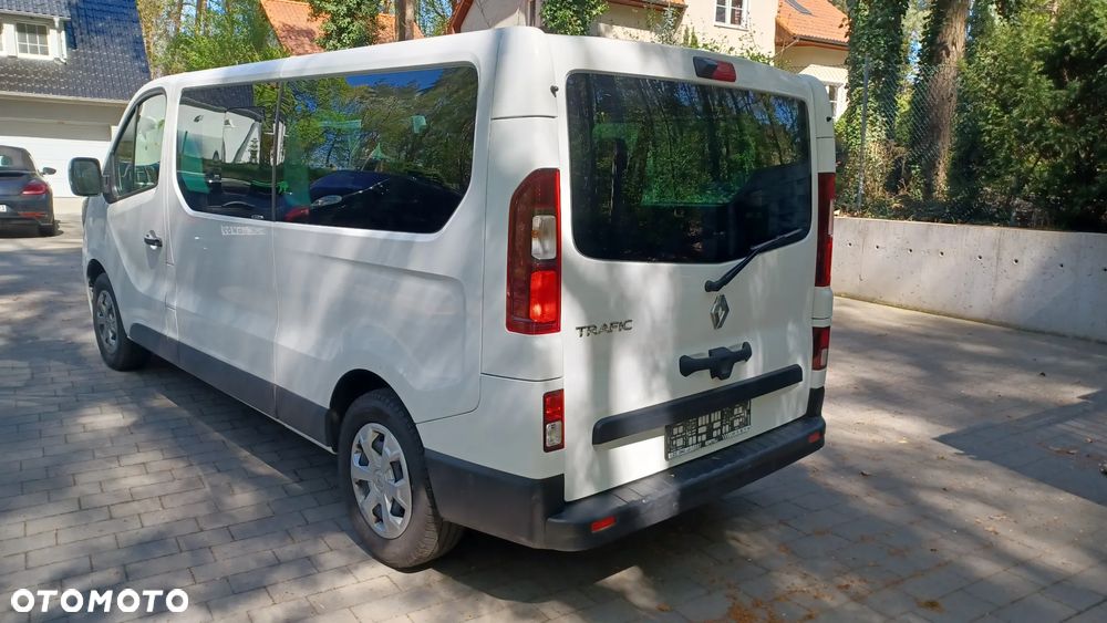 Renault Trafic 2.0 dCi - 5