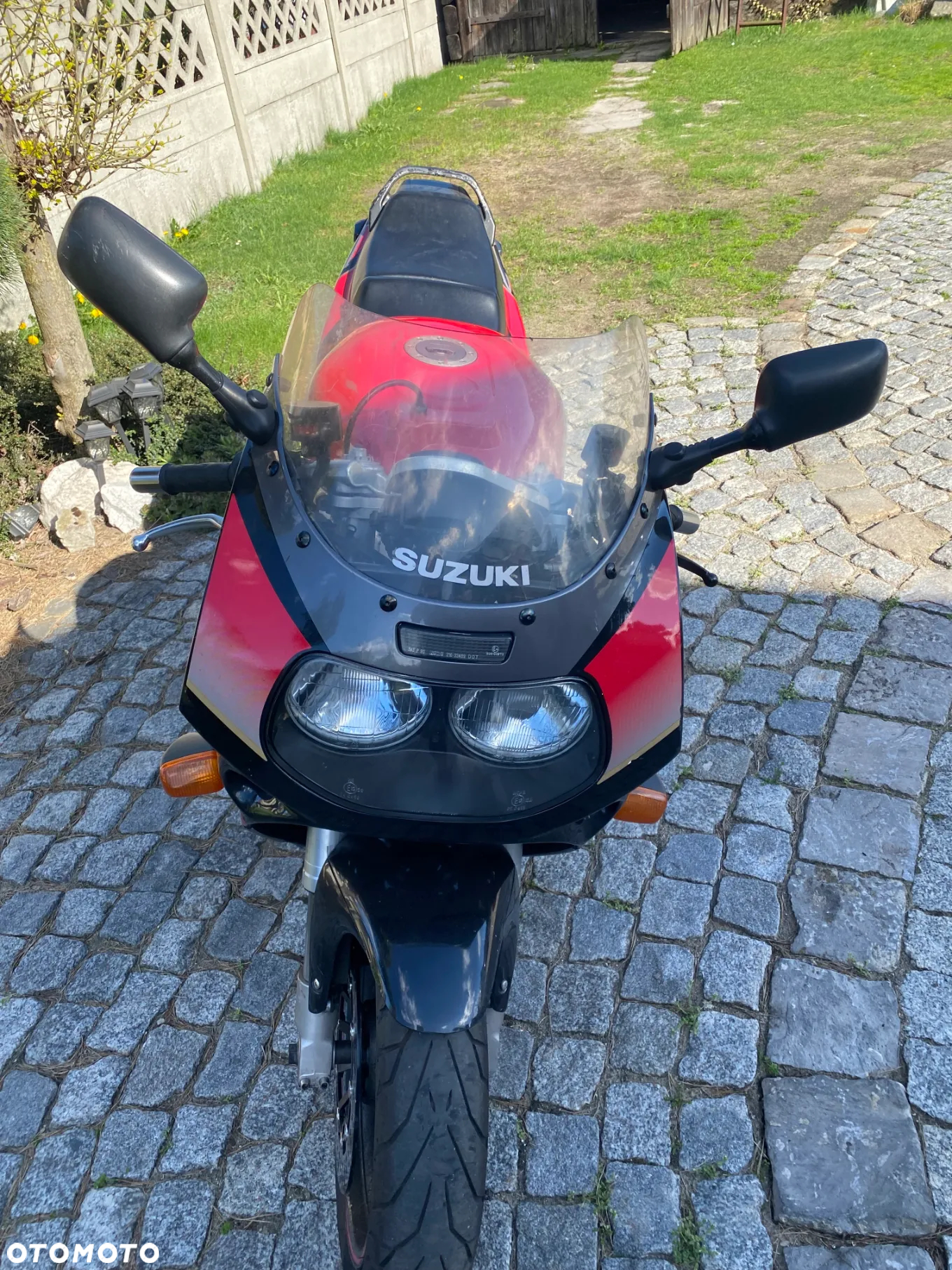Suzuki GSX-R - 24