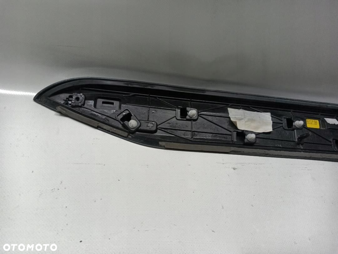 LISTWA DRZWI PRZÓD PRZEDNIA PRAWA SKODA SUPERB III 3V0854940G - 4
