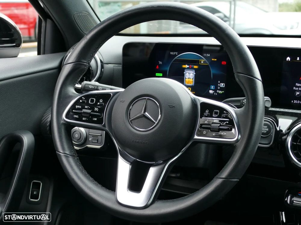 Mercedes-Benz A 250 Style Plus Aut. - 31