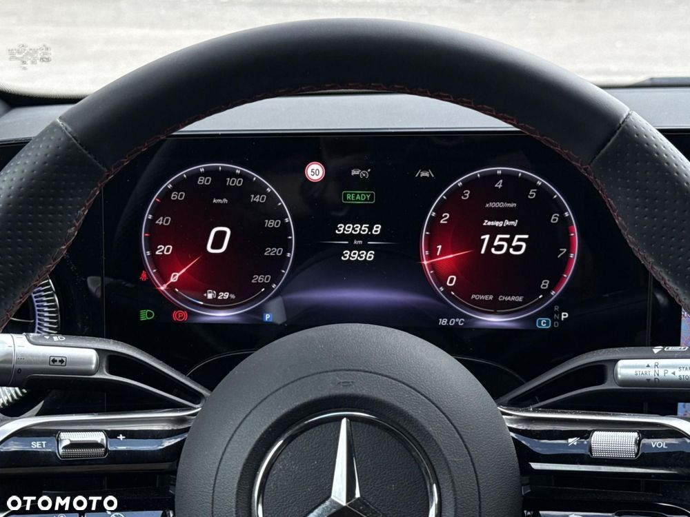 Mercedes-Benz CLA - 13