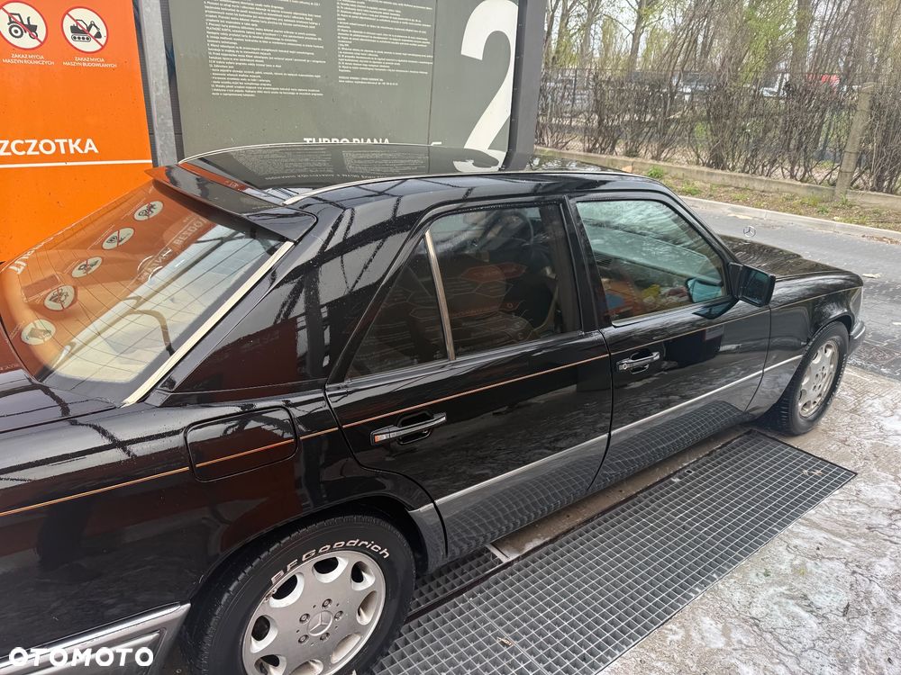 Mercedes-Benz Klasa E 420 - 7