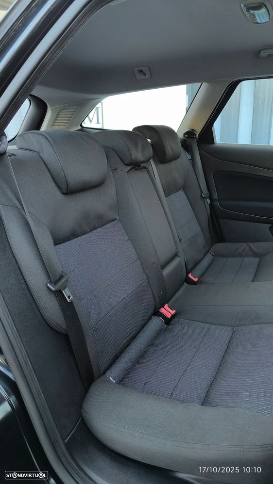 Ford Mondeo SW 1.8 TDCi Titanium - 35