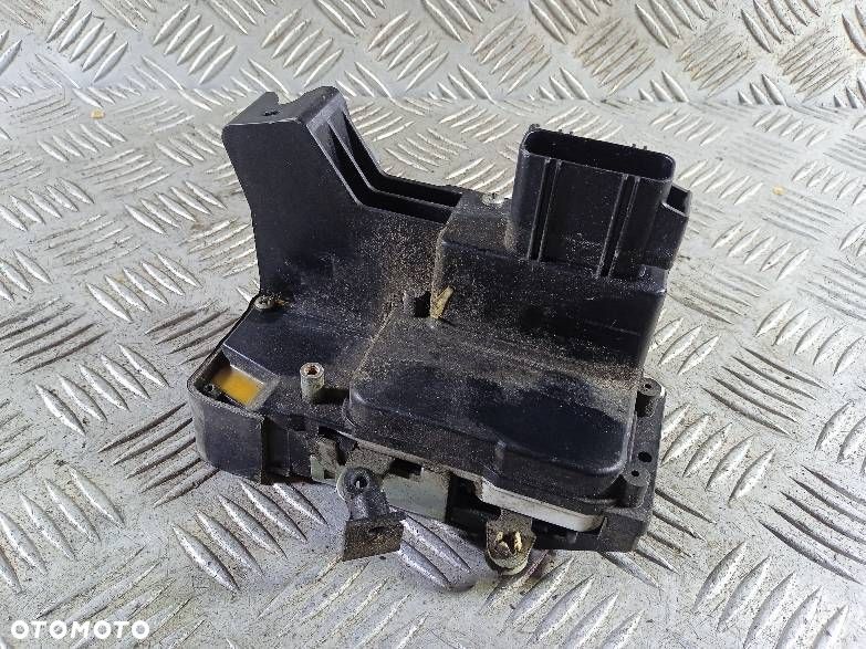 ZAMEK DRZWI PRAWY PRZEDNI FORD FUSION - 2