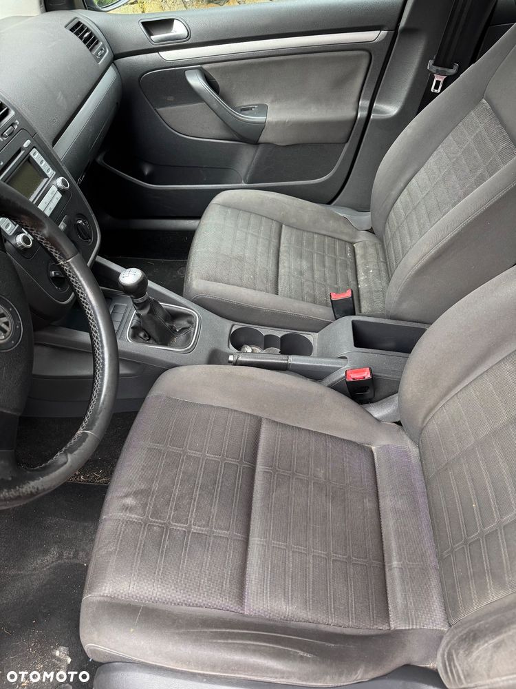Volkswagen Golf - 9