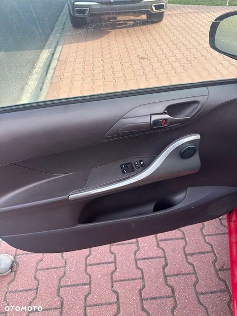 Toyota iQ 1.0 Sol EU5 - 9