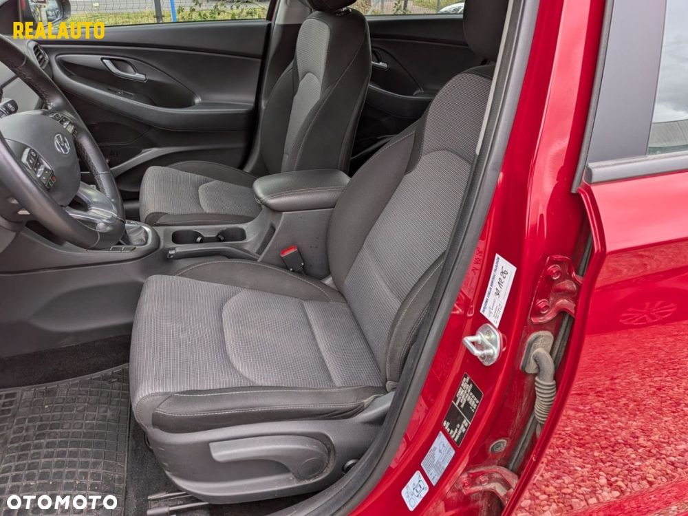 Hyundai i30 - 11