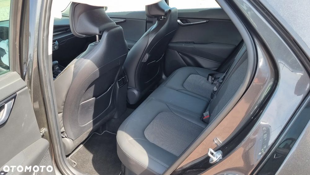 Kia Niro 1.6 GDI HEV 2WD OPF Edition 7 - 31